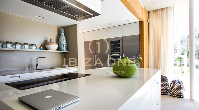 Villa moderna con mucho gusto y gran terreno en venta, Ibiza - Villa moderna con mucho gusto y gran terreno en alquiler, Ibiza
