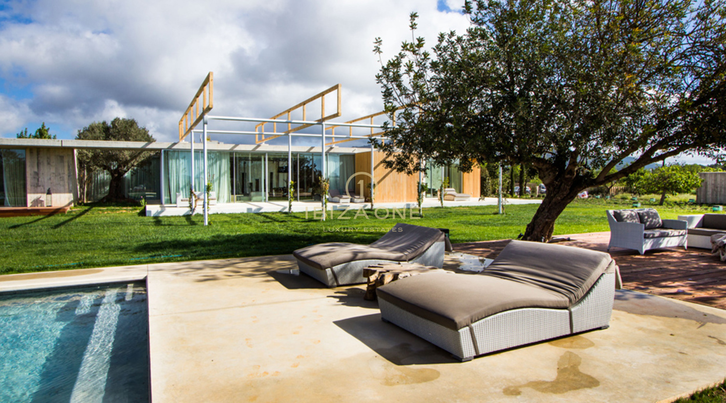 Villa moderne de bon goût avec un immense terrain à vendre, Ibiza - Villa moderne de bon goût avec un immense terrain à louer, Ibiza