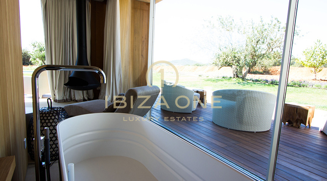 Villa moderna con mucho gusto y gran terreno en venta, Ibiza - Villa moderna con mucho gusto y gran terreno en alquiler, Ibiza