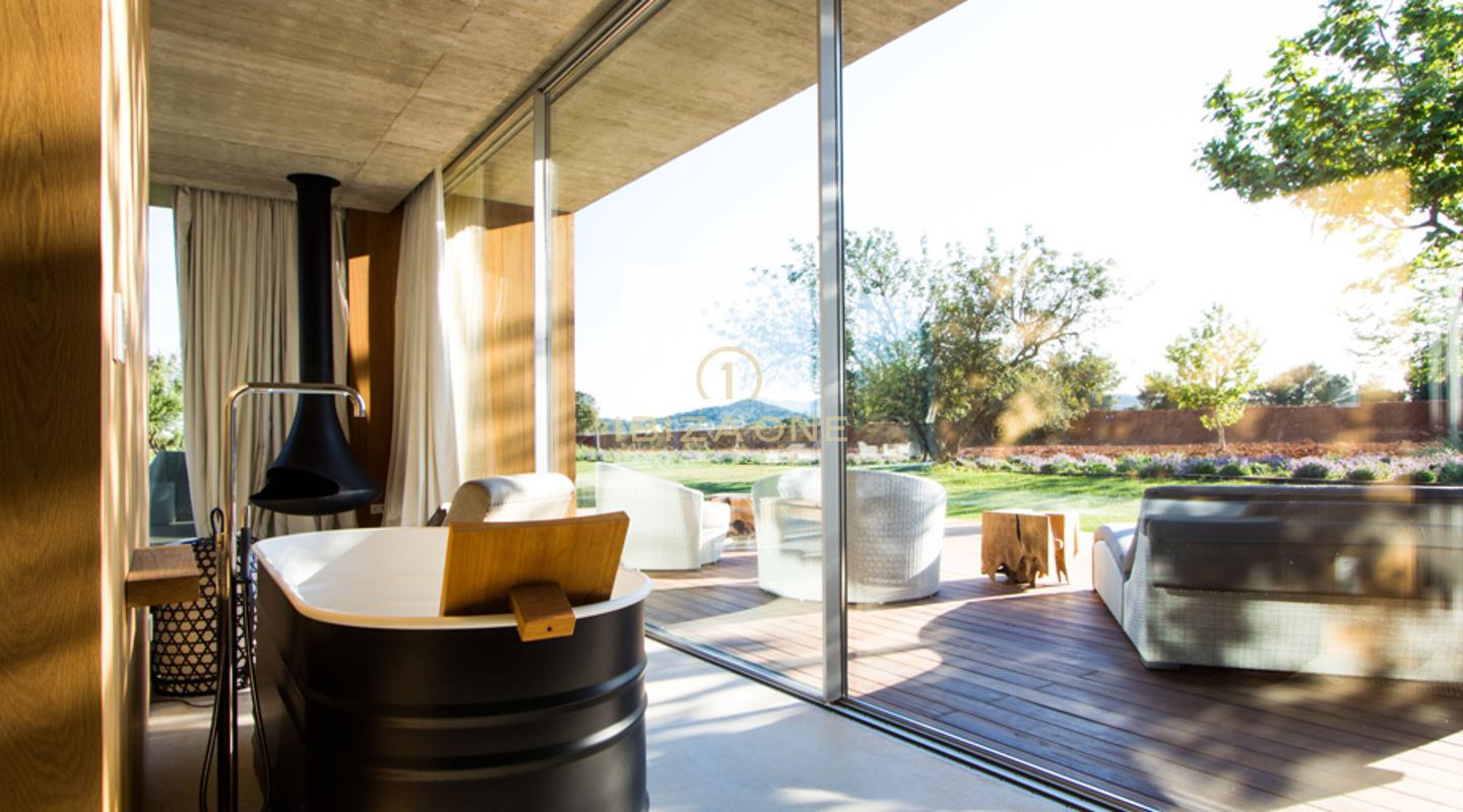 Villa moderne de bon goût avec un immense terrain à vendre, Ibiza - Villa moderne de bon goût avec un immense terrain à louer, Ibiza