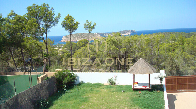 Unieke en moderne villa met zeezicht, dichtbij het strand te koop, Ibiza - Unieke en moderne villa met zeezicht, dichtbij het strand te huur, Ibiza
