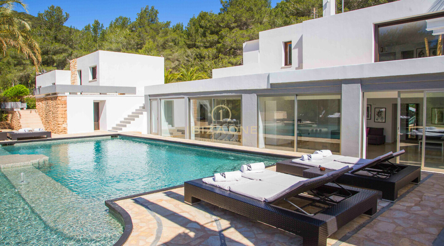 Spacieuse propriété de luxe avec vue sur la mer et sur la ville d'Ibiza à vendre, Ibiza - Spacieuse propriété de luxe avec vue sur la mer et sur la ville d'Ibiza à louer, Ibiza