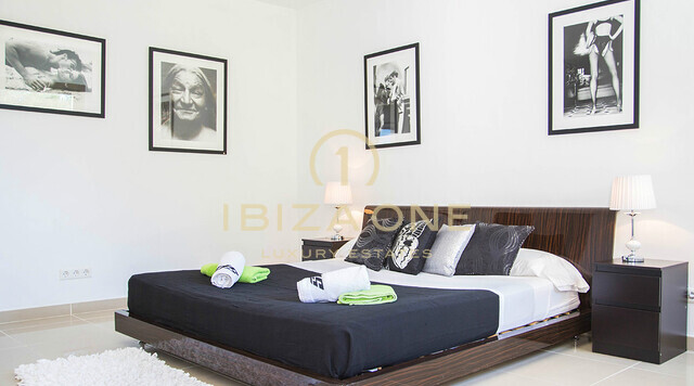 Spacieuse propriété de luxe avec vue sur la mer et sur la ville d'Ibiza à vendre, Ibiza - Spacieuse propriété de luxe avec vue sur la mer et sur la ville d'Ibiza à louer, Ibiza
