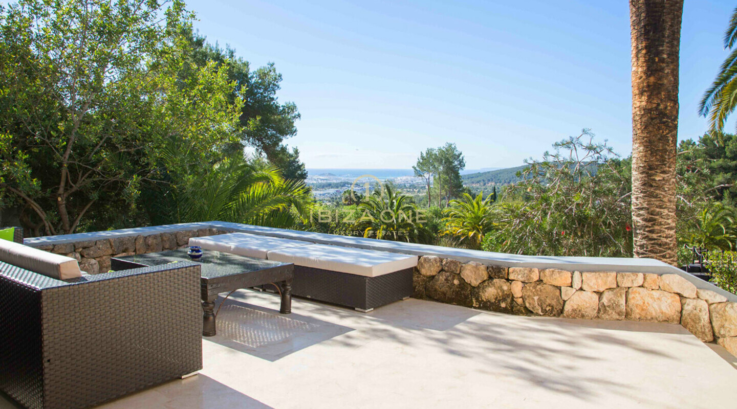 Spacieuse propriété de luxe avec vue sur la mer et sur la ville d'Ibiza à vendre, Ibiza - Spacieuse propriété de luxe avec vue sur la mer et sur la ville d'Ibiza à louer, Ibiza