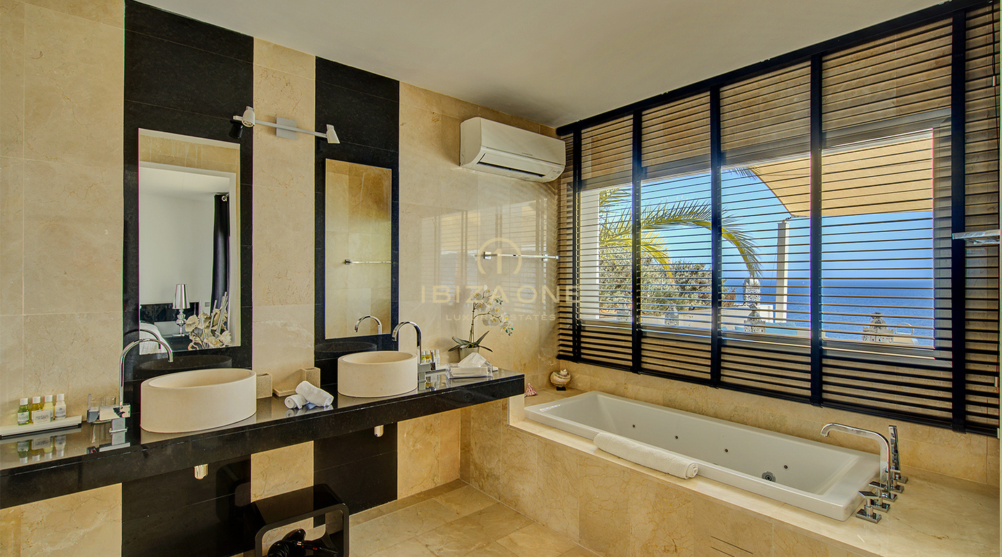 LUXURY SEAFRONT VILLA WITH A PRIVATE ACCES TO THE SEA IN ES CUBELLS FOR RENT, IBIZA