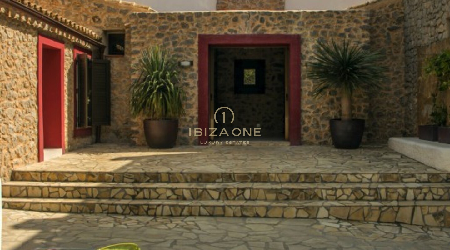 Privé luxe landgoed met 2 villa's, 2 zwembaden en prachtig uitzicht op zee te koop, Ibiza - Privé luxe landgoed met 2 villa's, 2 zwembaden en prachtig uitzicht op zee te huur, Ibiza