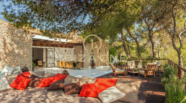 Privé luxe landgoed met 2 villa's, 2 zwembaden en prachtig uitzicht op zee te koop, Ibiza - Privé luxe landgoed met 2 villa's, 2 zwembaden en prachtig uitzicht op zee te huur, Ibiza