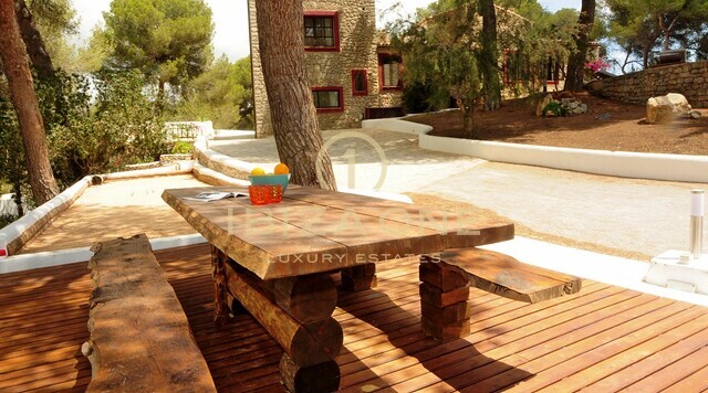 Privé luxe landgoed met 2 villa's, 2 zwembaden en prachtig uitzicht op zee te koop, Ibiza - Privé luxe landgoed met 2 villa's, 2 zwembaden en prachtig uitzicht op zee te huur, Ibiza
