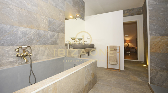Tenuta privata di lusso con 2 ville, 2 piscine e splendida vista mare in vendita, Ibiza - Tenuta privata di lusso con 2 ville, 2 piscine e splendida vista mare in affitto, Ibiza