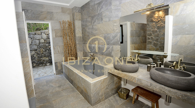 Tenuta privata di lusso con 2 ville, 2 piscine e splendida vista mare in vendita, Ibiza - Tenuta privata di lusso con 2 ville, 2 piscine e splendida vista mare in affitto, Ibiza