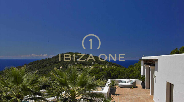 Belle villa de luxe à Blakstad près de la mer et vue spectaculaire sur Es Vedra à louer, Ibiza