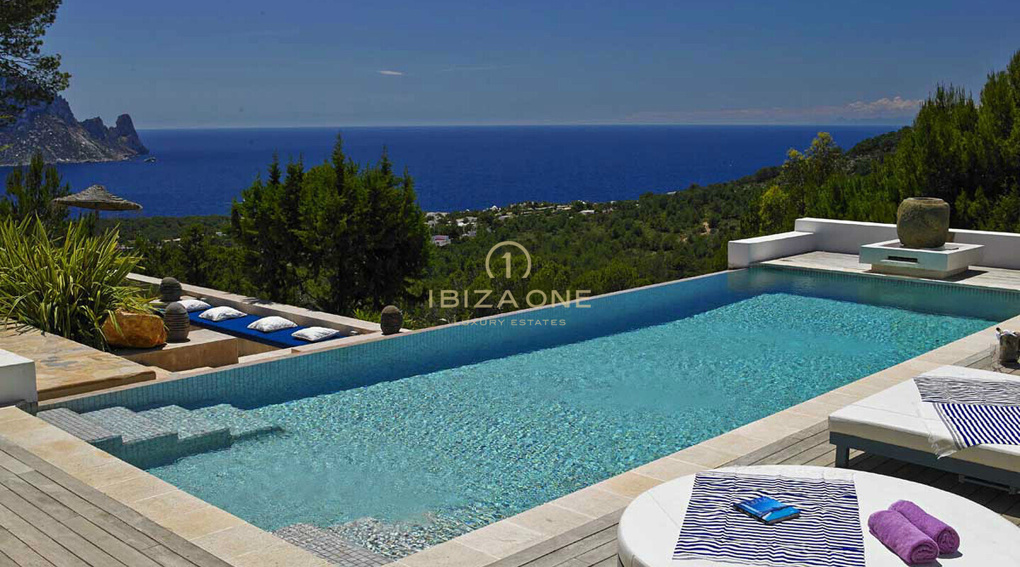 Belle villa de luxe à Blakstad près de la mer et vue spectaculaire sur Es Vedra à louer, Ibiza