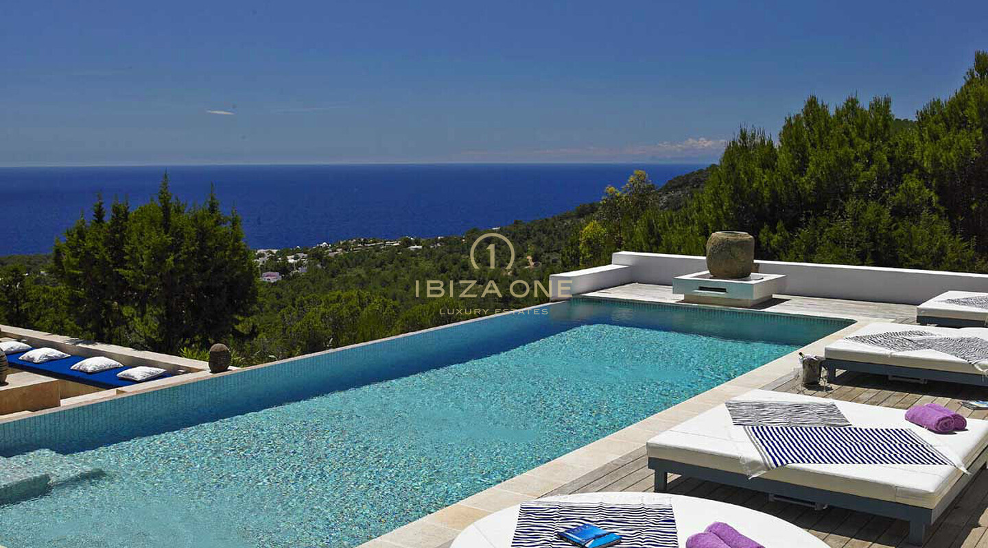 Belle villa de luxe à Blakstad près de la mer et vue spectaculaire sur Es Vedra à louer, Ibiza