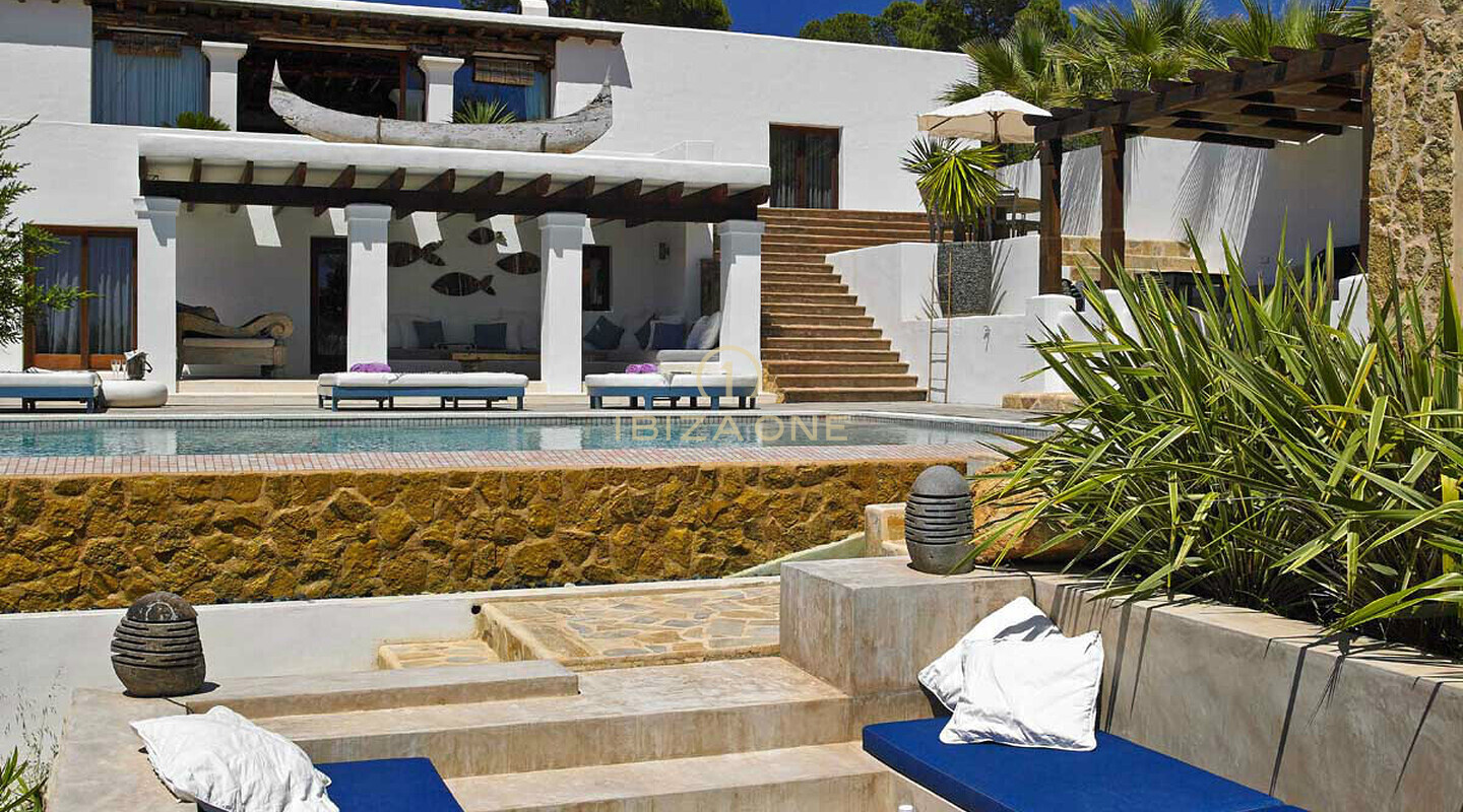 Belle villa de luxe à Blakstad près de la mer et vue spectaculaire sur Es Vedra à louer, Ibiza