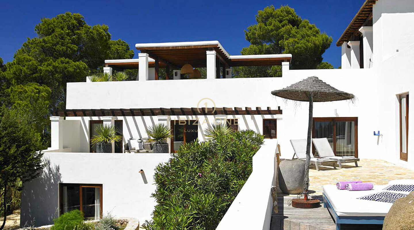 Bellissima villa di lusso Blakstad vicino al mare e vista spettacolare su Es Vedra in affitto, Ibiza