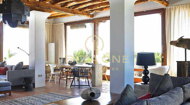 Wunderschöne Luxusvilla in Blakstad in Meeresnähe und mit spektakulärem Blick auf Es Vedra zu vermieten, Ibiza