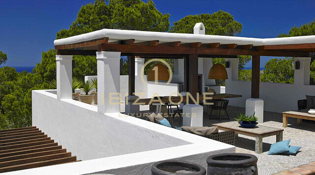 Wunderschöne Luxusvilla in Blakstad in Meeresnähe und mit spektakulärem Blick auf Es Vedra zu vermieten, Ibiza