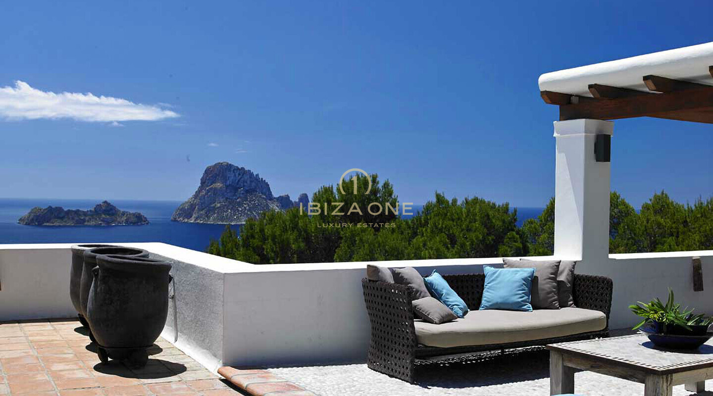 Bellissima villa di lusso Blakstad vicino al mare e vista spettacolare su Es Vedra in affitto, Ibiza