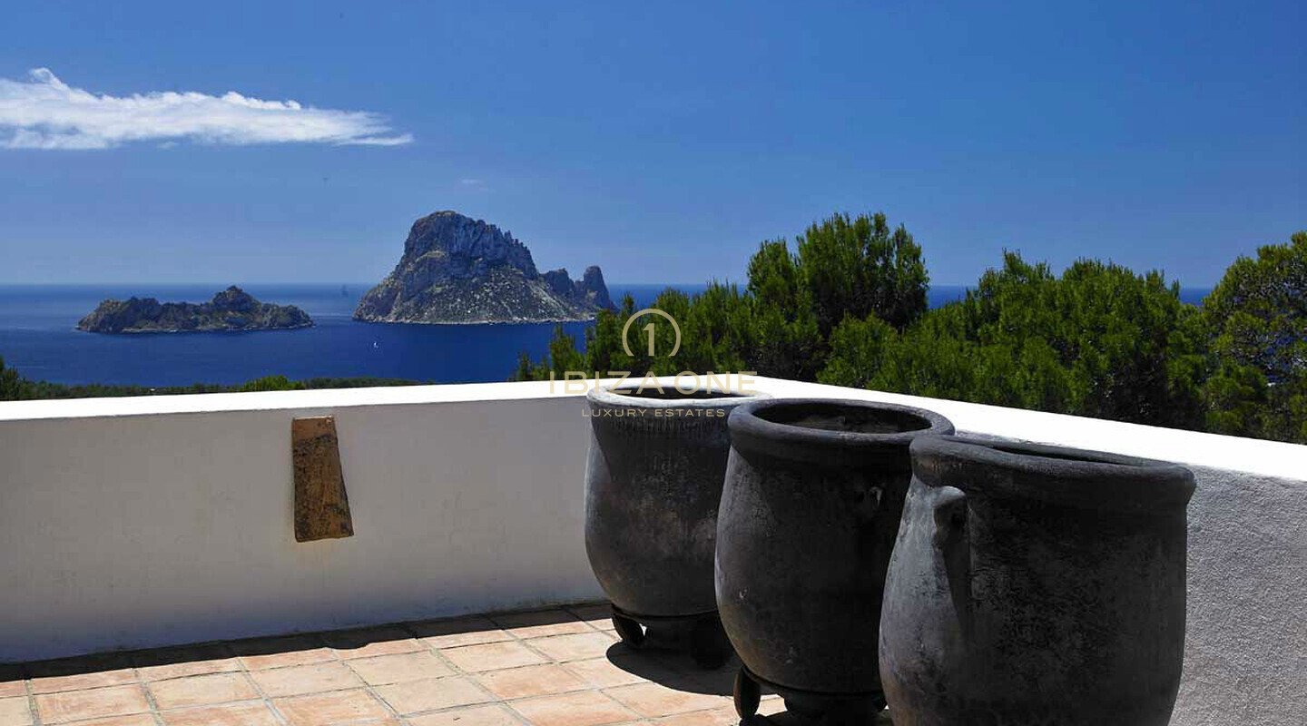 Belle villa de luxe à Blakstad près de la mer et vue spectaculaire sur Es Vedra à louer, Ibiza