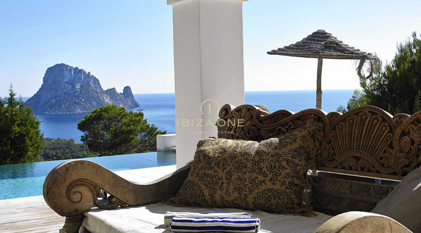 Prachtige luxe Blakstad villa dicht bij de zee en spectaculair uitzicht op Es Vedra te huur, Ibiza