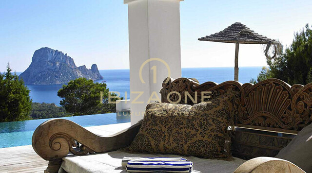 Wunderschöne Luxusvilla in Blakstad in Meeresnähe und mit spektakulärem Blick auf Es Vedra zu vermieten, Ibiza