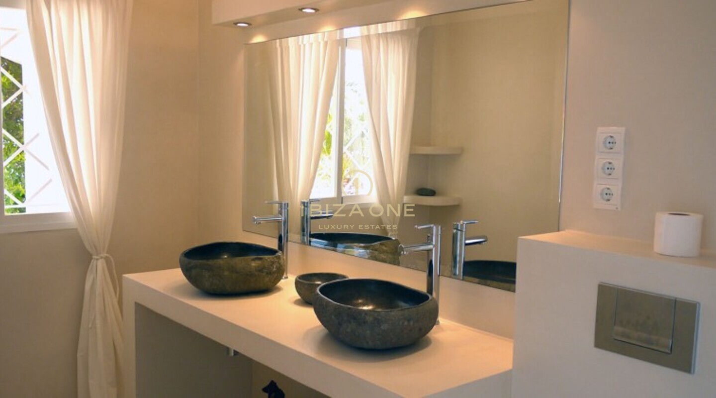 Villa mediterranea a Ibiza con vista sulla roccia di Es Vedra in vendita, Ibiza - Villa mediterranea a Ibiza con vista sulla roccia di Es Vedra in affitto, Ibiza