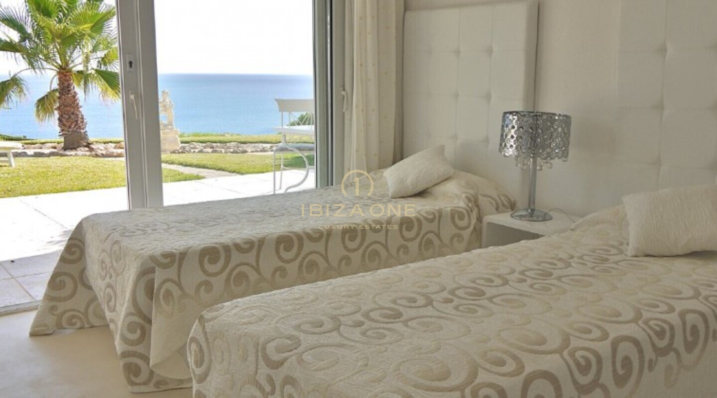 Mediterrane villa op Ibiza met uitzicht op de rots Es Vedra te koop, Ibiza - Mediterrane villa op Ibiza met uitzicht op de rots Es Vedra te huur, Ibiza