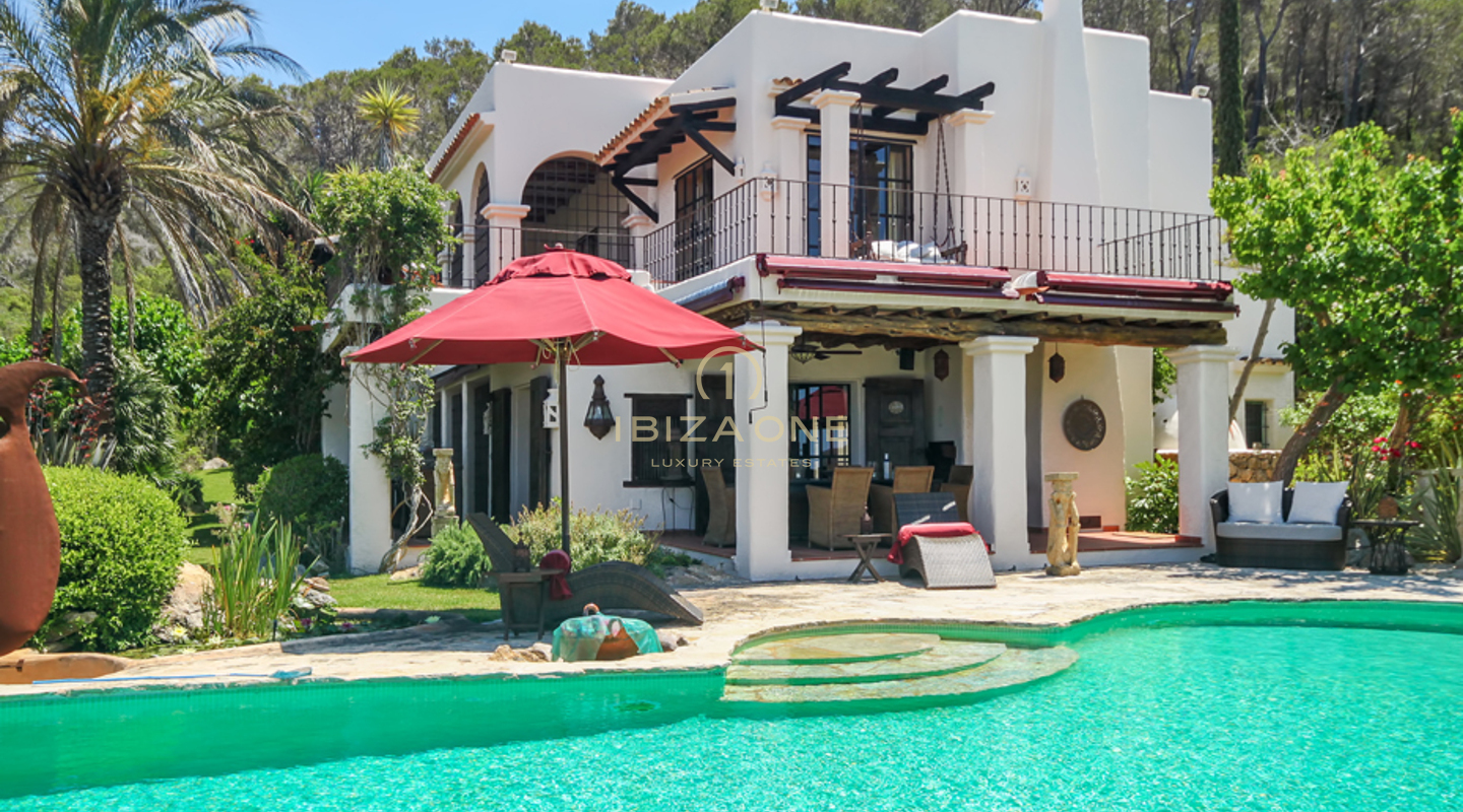 Luxusanwesen im Finca-Stil mit wunderschönem Meer- und Landblick zu verkaufen, Ibiza - Luxusanwesen im Finca-Stil mit wunderschönem Meer- und Landblick zu vermieten, Ibiza