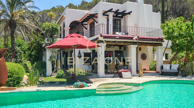 Propriété de luxe de style Finca avec de belles vues sur la mer et la campagne à vendre, Ibiza - Propriété de luxe de style Finca avec de belles vues sur la mer et la campagne à louer, Ibiza