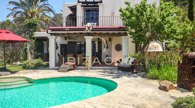 Propiedad de lujo estilo finca con hermosas vistas al mar y al campo en venta, Ibiza - Propiedad de lujo estilo finca con hermosas vistas al mar y al campo en alquiler, Ibiza