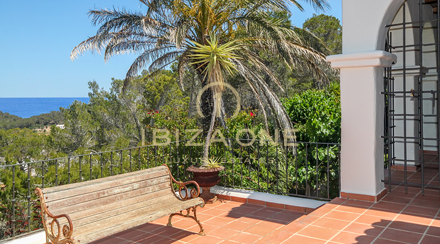Luxe woning in finca-stijl met prachtig uitzicht op zee en landschap te koop, Ibiza - Luxe woning in finca-stijl met prachtig uitzicht op zee en landschap te huur, Ibiza