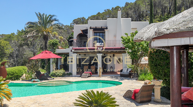 Propriété de luxe de style Finca avec de belles vues sur la mer et la campagne à vendre, Ibiza - Propriété de luxe de style Finca avec de belles vues sur la mer et la campagne à louer, Ibiza