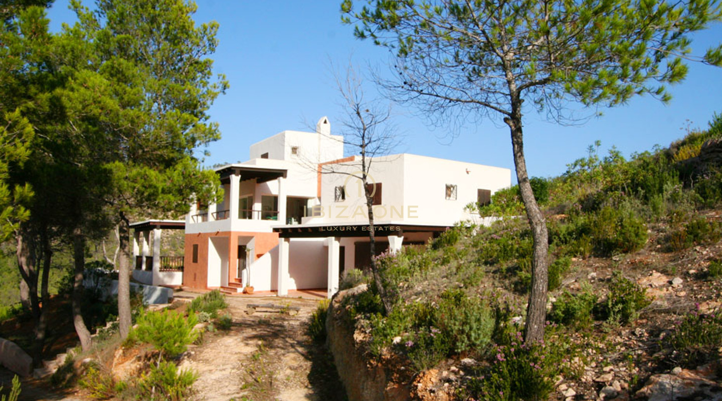 Primera línea de mar / villas en primera línea / villas frente al mar: 2 villas con acceso al mar y a la playa en venta, Ibiza - Primera línea de mar / villas en primera línea / villas frente al mar: 2 villas con acceso al mar y a la playa en alquiler, Ibiza