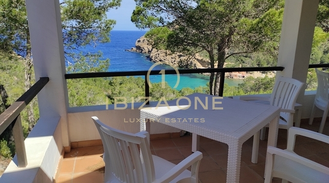Primera línea de mar / villas en primera línea / villas frente al mar: 2 villas con acceso al mar y a la playa en venta, Ibiza - Primera línea de mar / villas en primera línea / villas frente al mar: 2 villas con acceso al mar y a la playa en alquiler, Ibiza