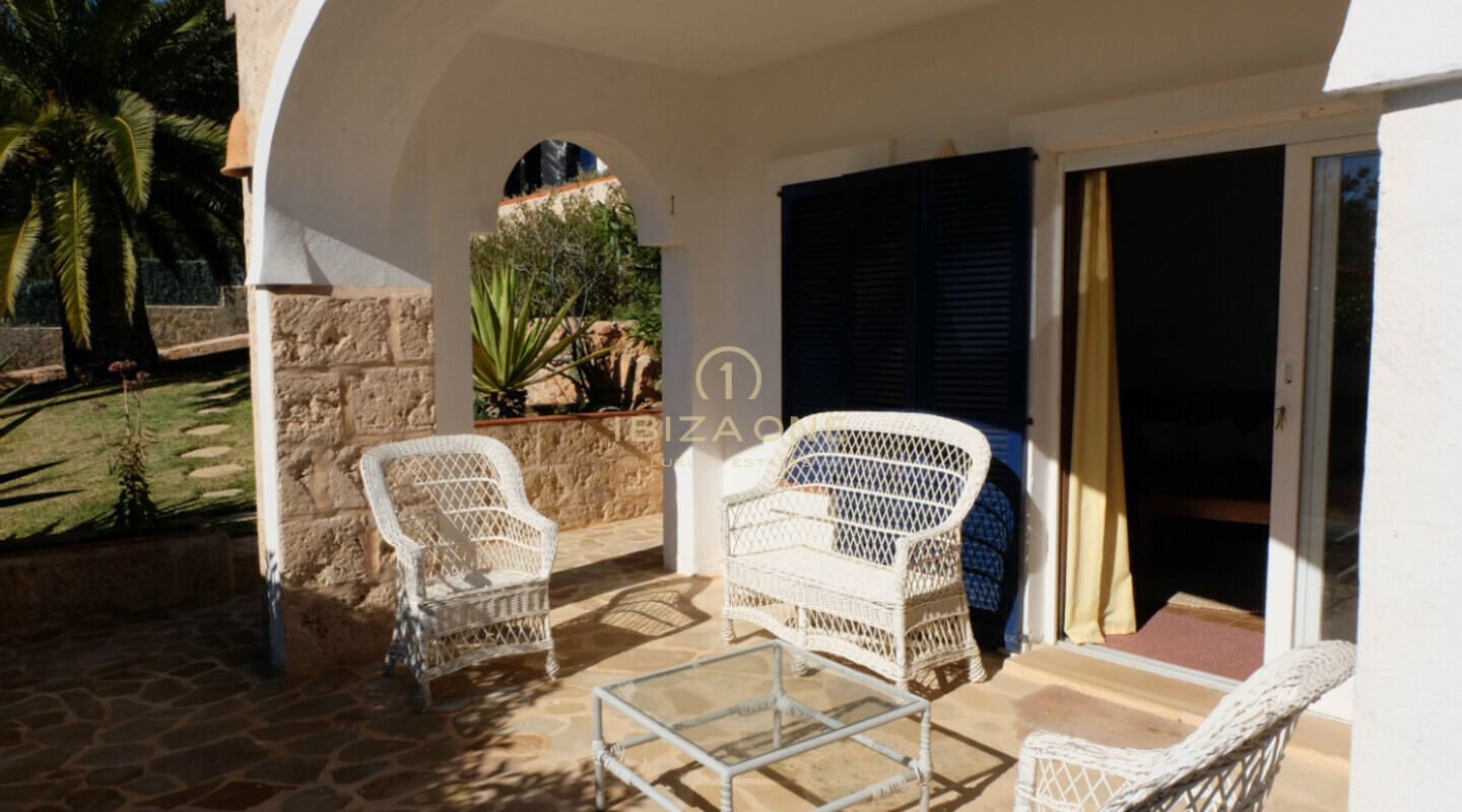 Luxe villa met prachtig panoramisch uitzicht op Es Vedra te koop, Ibiza - Luxe villa met prachtig panoramisch uitzicht op Es Vedra te huur, Ibiza