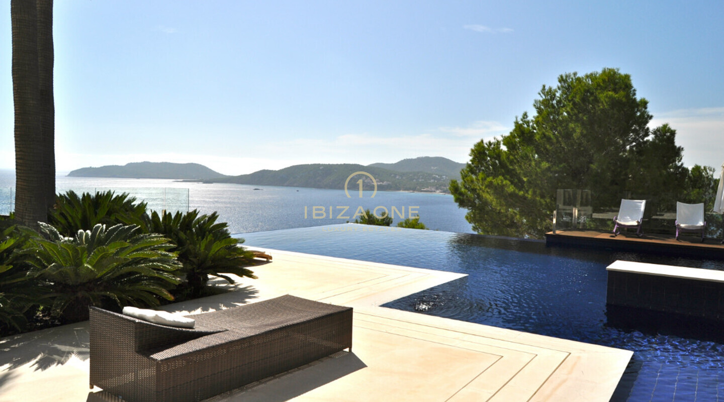 Luxusimmobilie in erster Meereslinie mit Meerzugang - Immobilie am Wasser - Villa in erster Meereslinie zu verkaufen, Ibiza - Luxusimmobilie in erster Meereslinie mit Meerzugang - Immobilie am Wasser - Villa in erster Meereslinie zu vermieten, Ibiza
