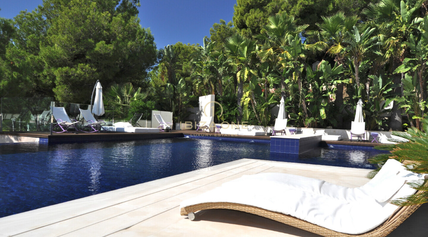Propriété de luxe en première ligne de mer avec accès à la mer - propriété pieds dans l'eau - villa en première ligne de mer à vendre, Ibiza - Propriété de luxe en première ligne de mer avec accès à la mer - propriété pieds dans l'eau - villa en première ligne de mer à louer, Ibiza