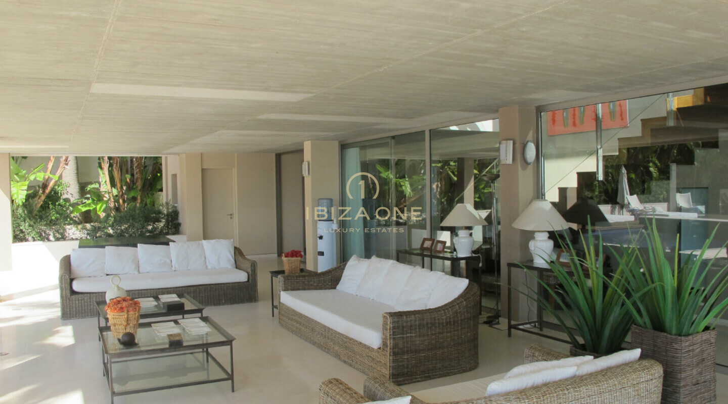 Luxusimmobilie in erster Meereslinie mit Meerzugang - Immobilie am Wasser - Villa in erster Meereslinie zu verkaufen, Ibiza - Luxusimmobilie in erster Meereslinie mit Meerzugang - Immobilie am Wasser - Villa in erster Meereslinie zu vermieten, Ibiza