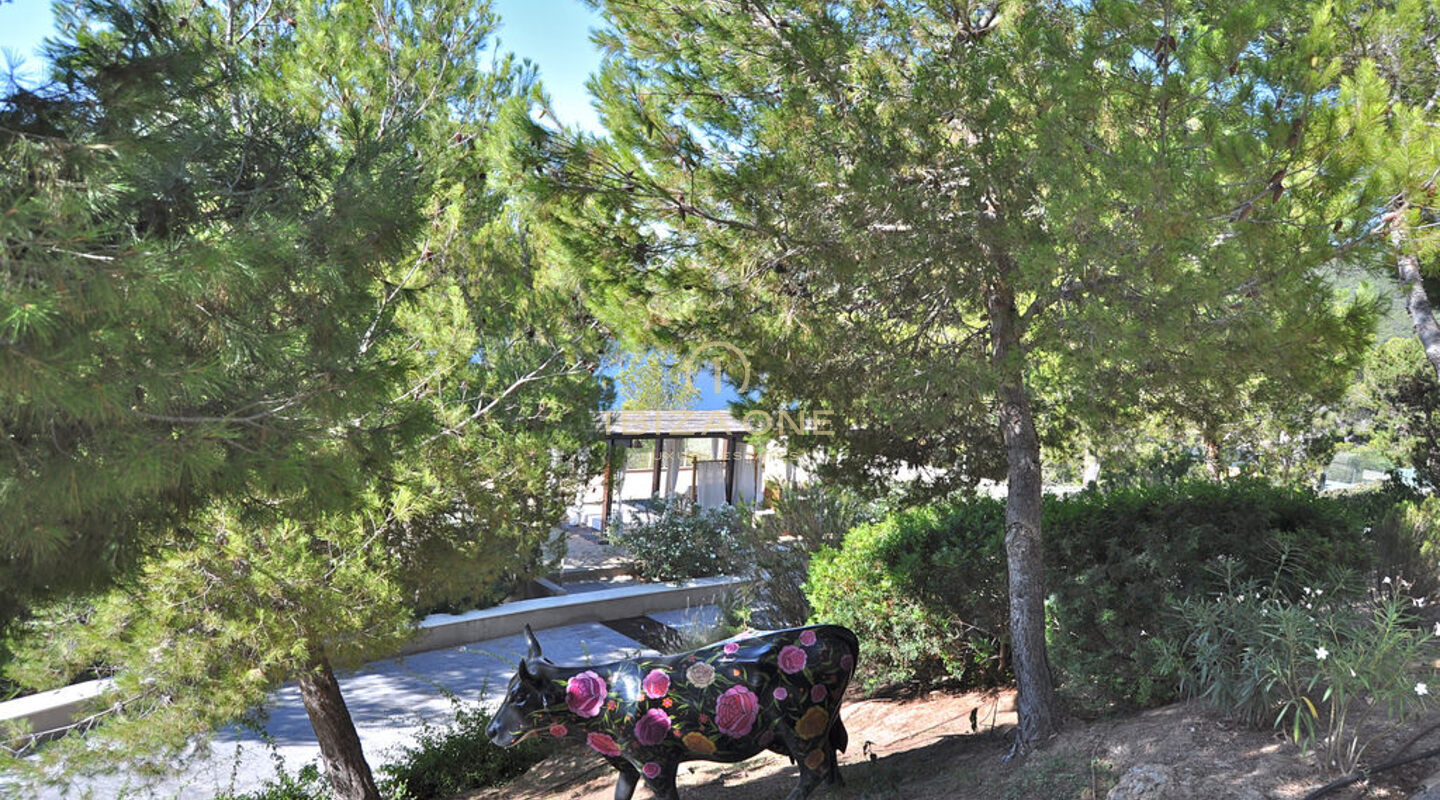 Luxusimmobilie in erster Meereslinie mit Meerzugang - Immobilie am Wasser - Villa in erster Meereslinie zu verkaufen, Ibiza - Luxusimmobilie in erster Meereslinie mit Meerzugang - Immobilie am Wasser - Villa in erster Meereslinie zu vermieten, Ibiza