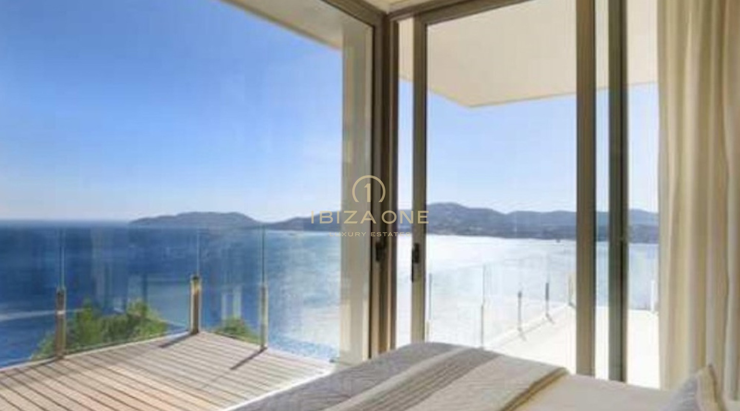 Luxusimmobilie in erster Meereslinie mit Meerzugang - Immobilie am Wasser - Villa in erster Meereslinie zu verkaufen, Ibiza - Luxusimmobilie in erster Meereslinie mit Meerzugang - Immobilie am Wasser - Villa in erster Meereslinie zu vermieten, Ibiza