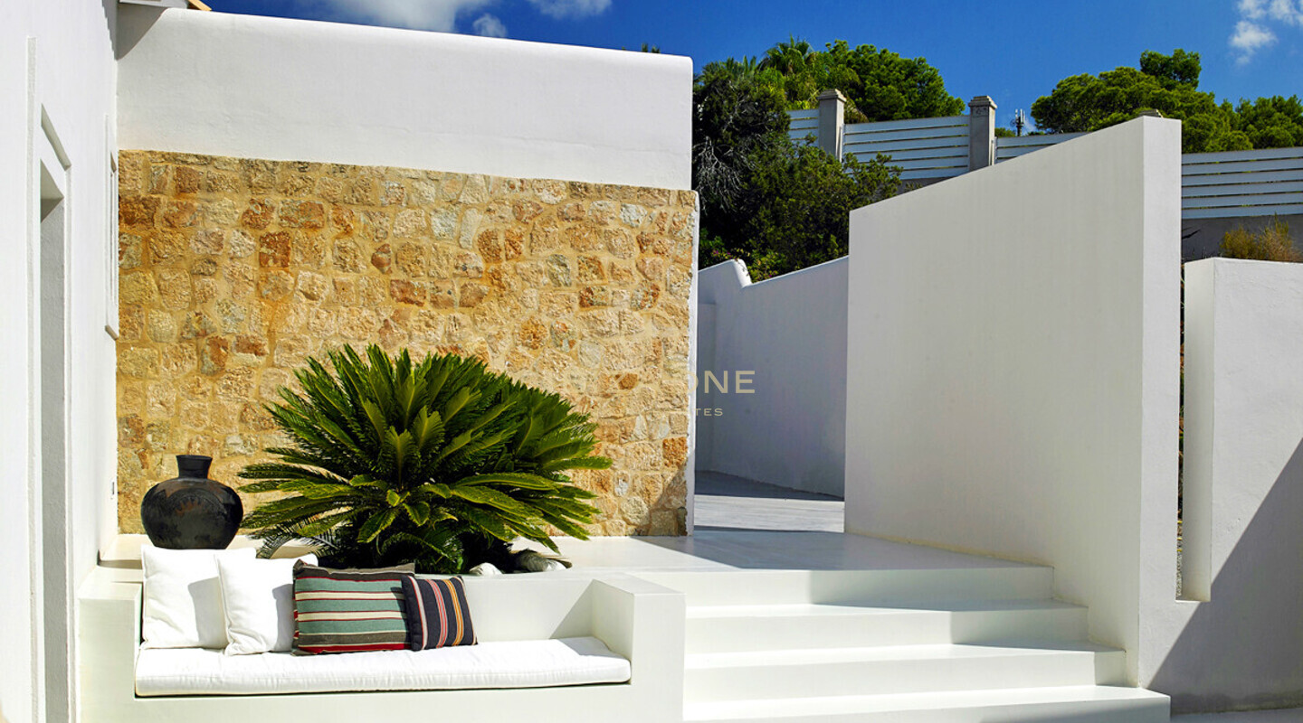 Moderna villa di lusso con vista mare in vendita, Ibiza - Moderna villa di lusso con vista mare in affitto, Ibiza