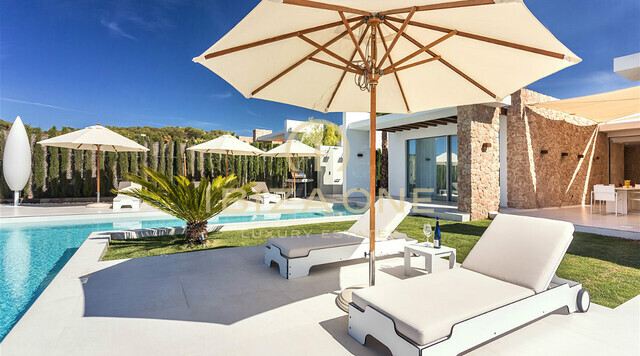 Villa de luxe de conception moderne avec vue panoramique sur la mer à vendre, Ibiza - Villa de luxe de conception moderne avec vue panoramique sur la mer à louer, Ibiza