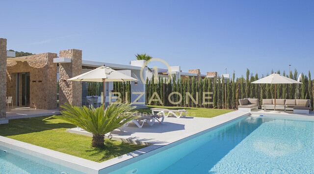 Modern ontworpen luxe villa met panoramisch zeezicht te koop, Ibiza - Modern ontworpen luxe villa met panoramisch zeezicht te huur, Ibiza