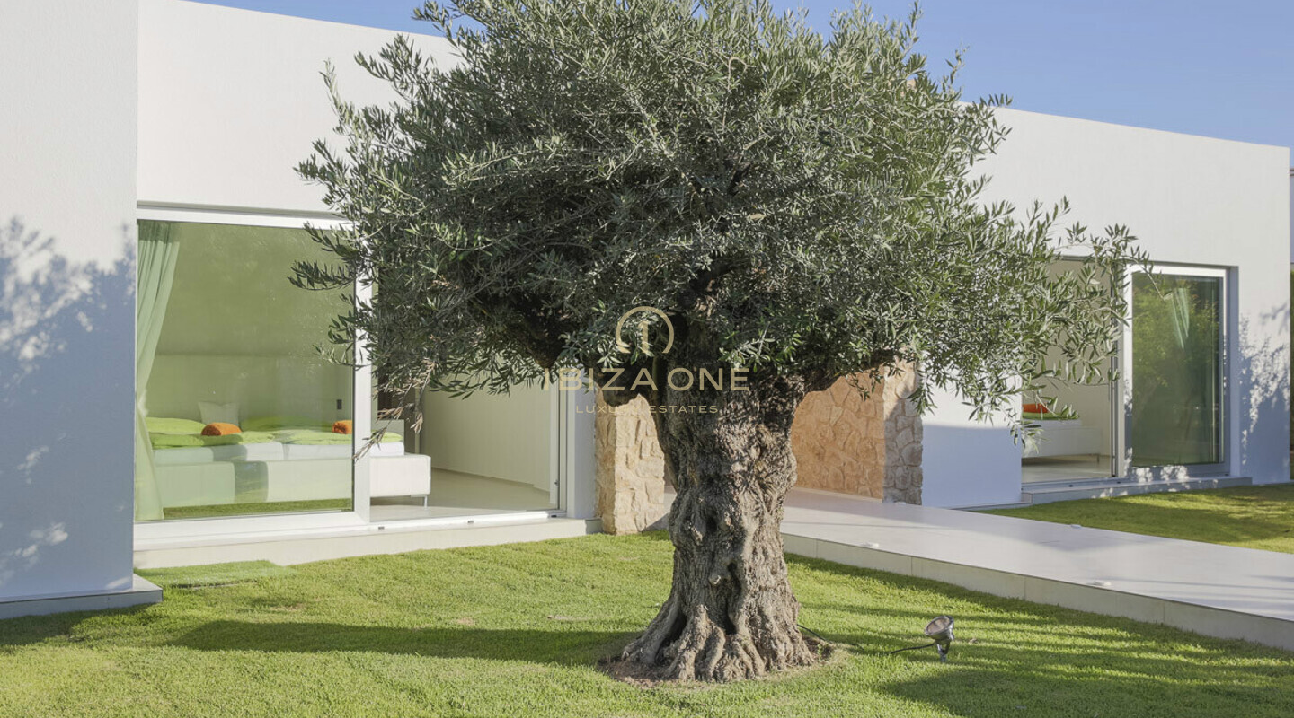 Modern ontworpen luxe villa met panoramisch zeezicht te koop, Ibiza - Modern ontworpen luxe villa met panoramisch zeezicht te huur, Ibiza