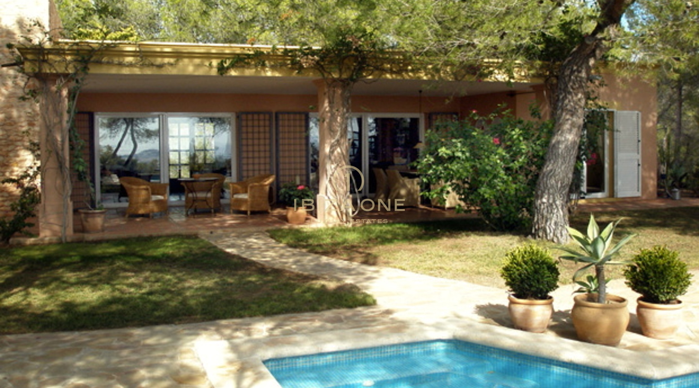 Charmantes Landhaus mit Gästehaus, mit Blick auf Ibiza und das Meer zu verkaufen, Ibiza - Charmantes Landhaus mit Gästehaus, mit Blick auf Ibiza und das Meer zu vermieten, Ibiza