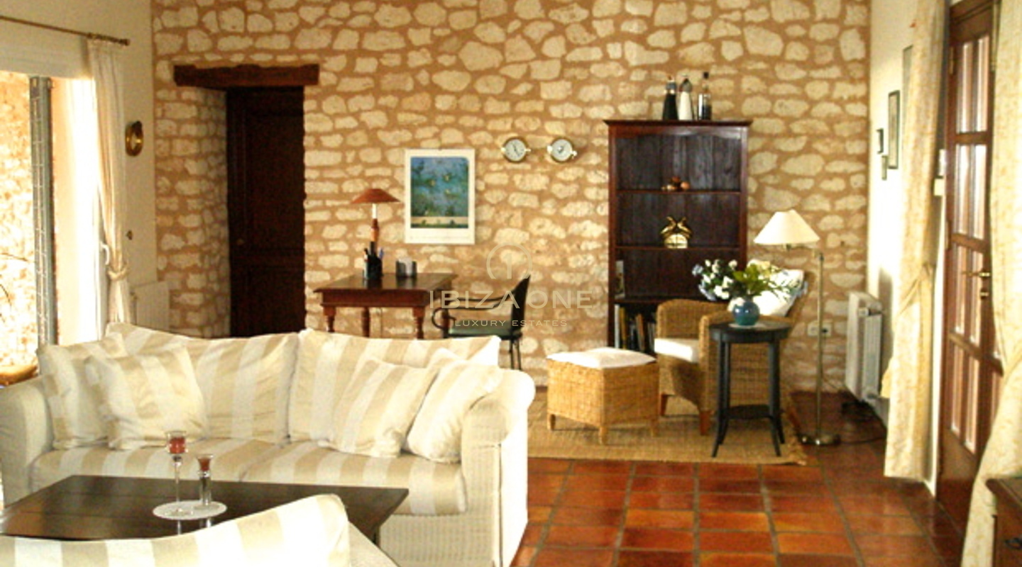 Charmante maison de campagne avec maison d'hôtes, avec vue sur Ibiza et la mer à vendre, Ibiza - Charmante maison de campagne avec maison d'hôtes, avec vue sur Ibiza et la mer à louer, Ibiza