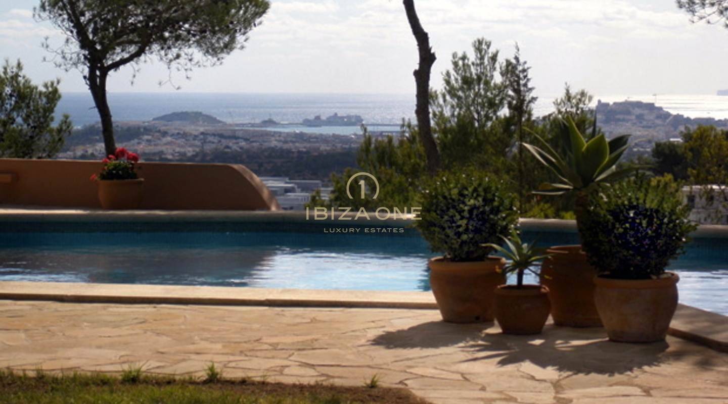 Charmantes Landhaus mit Gästehaus, mit Blick auf Ibiza und das Meer zu verkaufen, Ibiza - Charmantes Landhaus mit Gästehaus, mit Blick auf Ibiza und das Meer zu vermieten, Ibiza