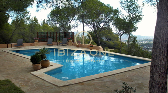 Charmantes Landhaus mit Gästehaus, mit Blick auf Ibiza und das Meer zu verkaufen, Ibiza - Charmantes Landhaus mit Gästehaus, mit Blick auf Ibiza und das Meer zu vermieten, Ibiza