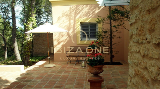 Encantadora casa de campo con casa de invitados, con vistas a Ibiza y al mar en venta, Ibiza - Encantadora casa de campo con casa de invitados, con vistas a Ibiza y al mar en alquiler, Ibiza