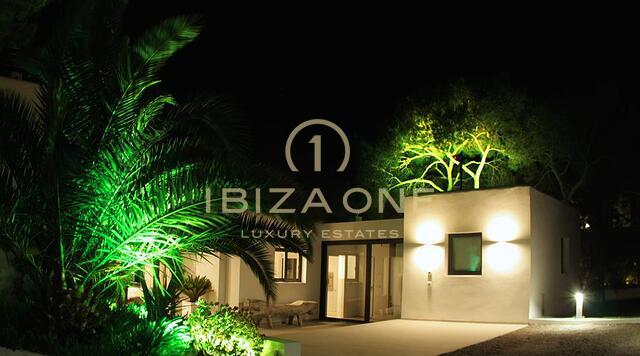 Luxury and Exclusive villa with view to Es Vedra for sale, Ibiza - Luxury and Exclusive villa with view to Es Vedra for rent, Ibiza